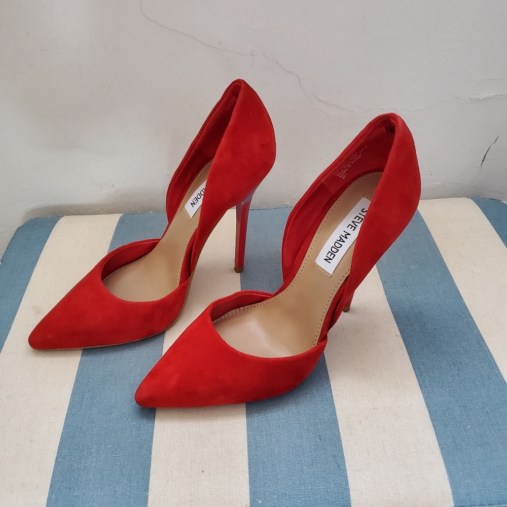 Red Heels shoes